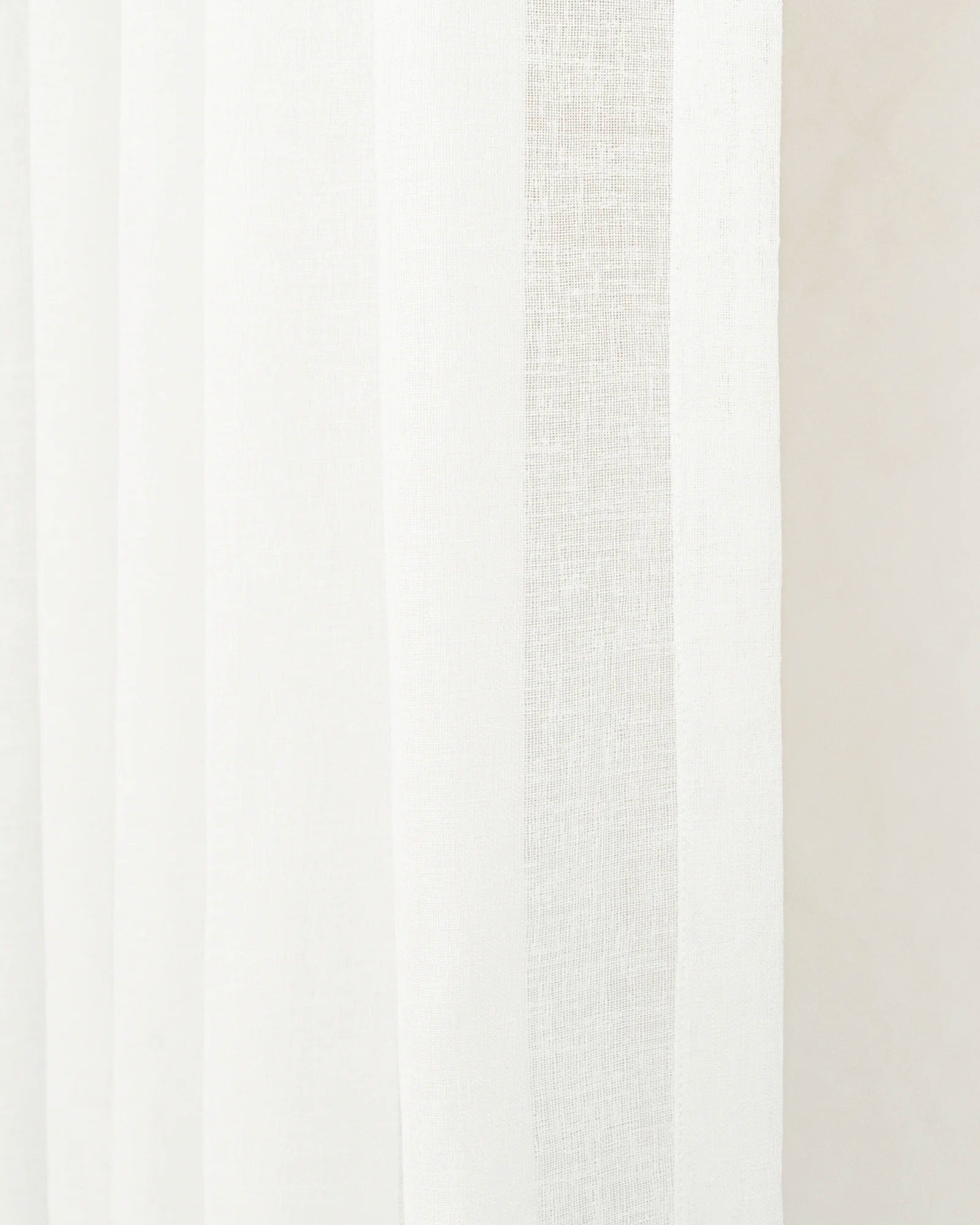 White / 100